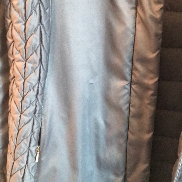 COPY - Patagonia long down coat size small - Picture 7 of 7